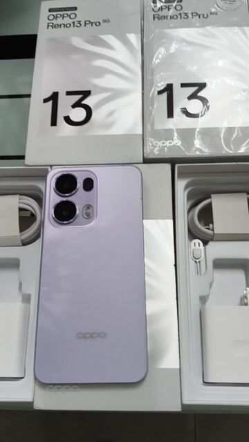 OPPO Reno13 Pro 5G 12GB/512GB Tím Đen. Mua bán Điện thoại tại Thành phố Thủ Đức Tp Hồ Chí Minh được đăng bởi Điện Thoại Chính hãng Sài Gòn hình 1