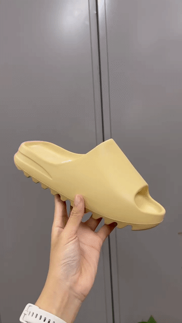 Dép YEEZY SLIDE Nam/Nữ Vàng Mới. Mua bán Giày dép tại Quận Sơn Trà Đà Nẵng được đăng bởi MinnMinn hình 1