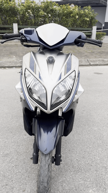 Yamaha Nouvo LX Xanh bạc tiết kiệm xăng. Mua bán Xe máy tại Quận Nam Từ Liêm Hà Nội được đăng bởi Minh Minh hình 1
