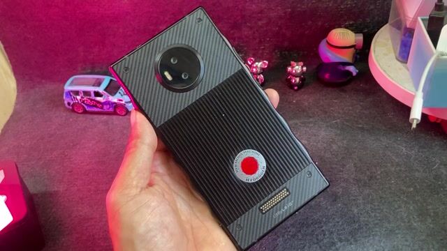 Bán/giao lưu RED HYDROGEN ONE 128GB Sưu Tầm có 3D. Mua bán Điện thoại tại Quận Hoàng Mai Hà Nội được đăng bởi Trần Viết Anh AT Mobile Hitech  766 Gbike  hình 1