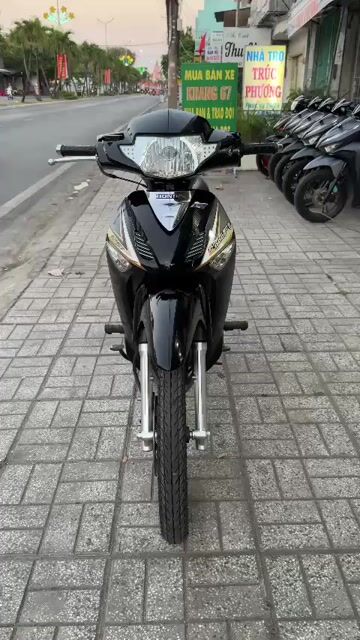 Fu neo Fi 2008 lên áo Fi 2009 biển Long Xuyên. Mua bán Xe máy tại Thành phố Long Xuyên An Giang được đăng bởi Hoàng Thiện Khang    Khang 67 hình 1
