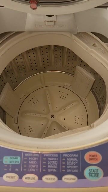 Máy giặt Sanyo 8kg đang hoạt động tốt. Mua bán Máy giặt tại Quận Long Biên Hà Nội được đăng bởi Huu Quang hình 1