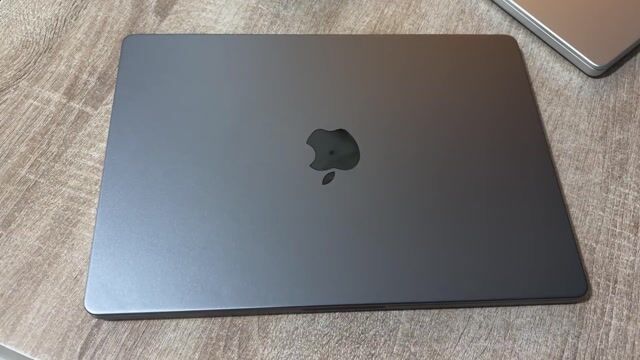 Apple MacBook Pro 14 M1 Pro 16GB/512GB Xám 2021. Mua bán Laptop tại Quận Bình Thạnh Tp Hồ Chí Minh được đăng bởi Hien hình 1