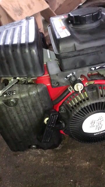 Động cơ xăng Mitsubishi GM082. Mua bán Đồ chuyên dụng, Giống nuôi trồng tại Thành phố Cà Mau Cà Mau được đăng bởi tiệm máy 2 thì linh mơ hình 1