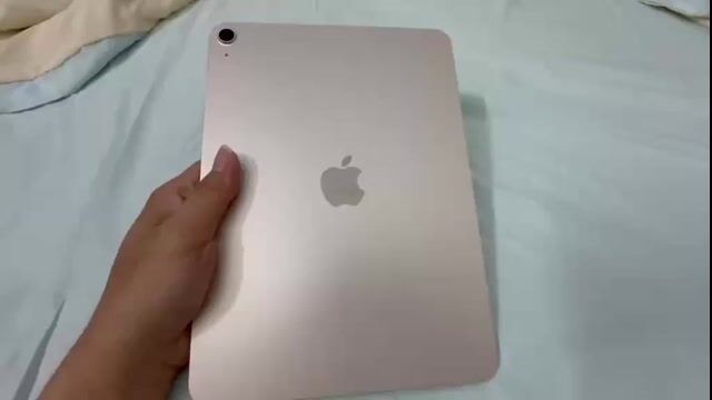 Apple iPad Air 7 M3 128GB Vàng hồng. Mua bán Máy tính bảng tại Thành phố Vũng Tàu Bà Rịa - Vũng Tàu được đăng bởi Nguyễn Thế Bách hình 1