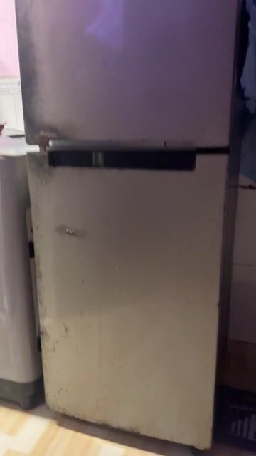 Tủ lạnh Samsung Bạc đã dùng. Mua bán Tủ lạnh tại Thành phố Thuận An Bình Dương được đăng bởi Mắt Biếc hình 1