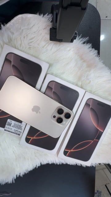 Apple iPhone 16 Pro Max 512GB Vàng. Mua bán Điện thoại tại Thành phố Thuận An Bình Dương được đăng bởi cầm đồ Hà Minh Tâm  hình 1