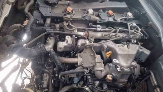 Toyota Hiace 2016 170361 km Bạc. Mua bán Ô tô tại Quận 12 Tp Hồ Chí Minh được đăng bởi trung hình 1