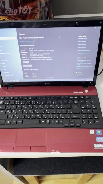 Cặp laptop đỏ Nec và Toshiba. Mua bán Laptop tại Huyện Hóc Môn Tp Hồ Chí Minh được đăng bởi LEVI hình 1