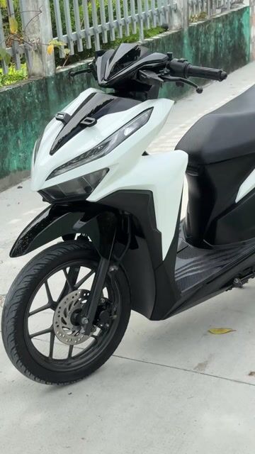 Honda Vario 125 2020 Trắng đen 24771 km. Mua bán Xe máy tại Huyện Bến Lức Long An được đăng bởi Xe Máy Trung Toán hình 1