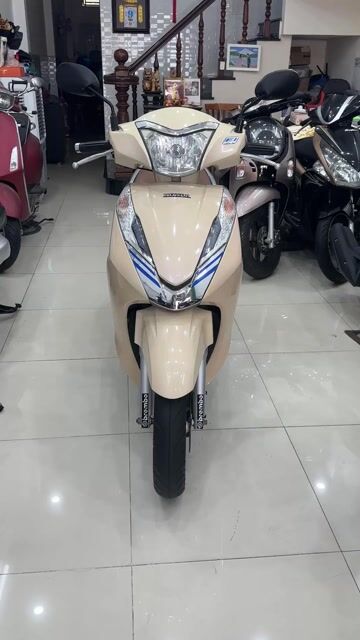 Honda Lead 125 Fi ( Cực Đẹp ). BS: 65 Cần Thơ. Mua bán Xe máy tại Quận Ninh Kiều Cần Thơ được đăng bởi CH XE MÁY 7 THÀNH hình 1