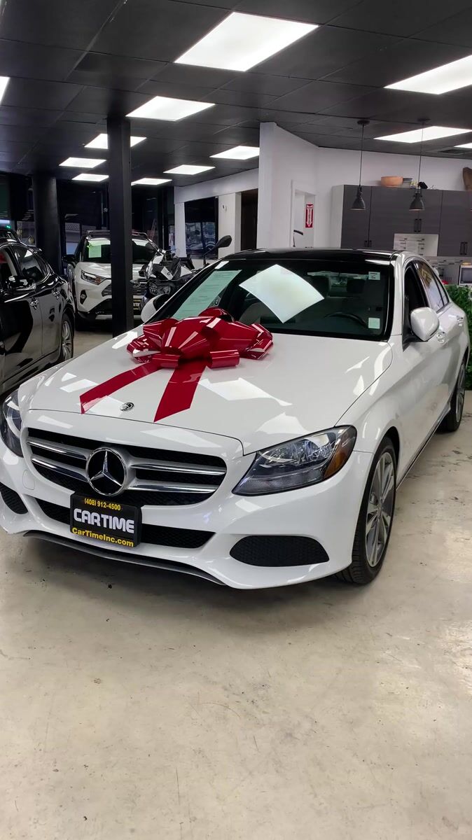 Video thumbnail for 2018 Mercedes-Benz C-Class Sedan