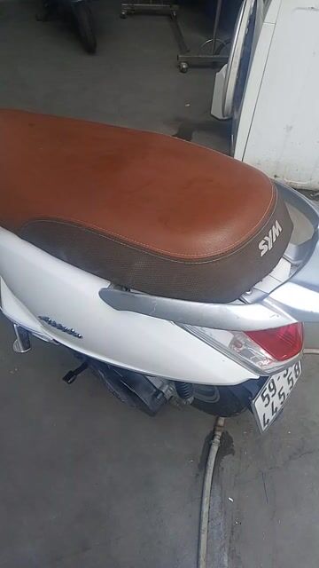 SYM Attila Elizabeth 2012 Trắng. Mua bán Xe máy tại Quận 6 Tp Hồ Chí Minh được đăng bởi Ngọc Lực hình 1