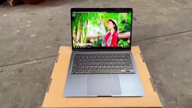 AIR M2 13' MIDNIGHT / 8G / 256G / FULL SẠCH GIÁ RẺ. Mua bán Laptop tại Quận 3 Tp Hồ Chí Minh được đăng bởi Tèo hình 1