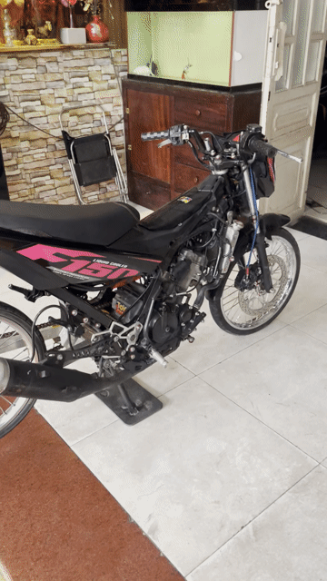 Suzuki Satria 2022 màu Đen. Mua bán Xe máy tại Huyện Cần Giuộc Long An được đăng bởi Nguyenphuoctruc hình 1