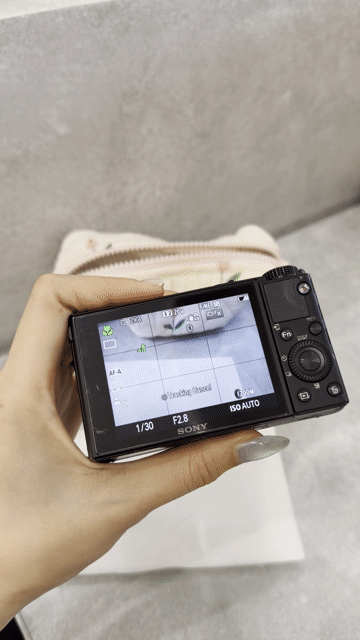 Máy ảnh Sony RX100 Mark VII Đen Đã sử dụng. Mua bán Máy ảnh, Máy quay tại Thành phố Vũng Tàu Bà Rịa - Vũng Tàu được đăng bởi Thuỷ hình 1