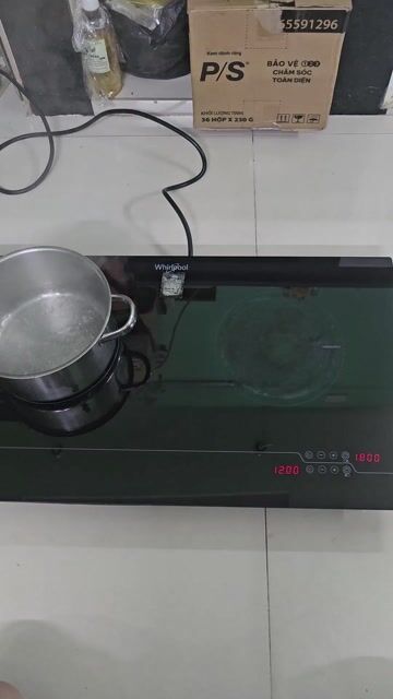 Bếp từ hồng ngoại Whirlpool. Mua bán Bếp, lò, đồ điện nhà bếp tại Quận 7 Tp Hồ Chí Minh được đăng bởi Huỳnh Thanh Phong hình 1