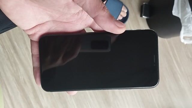 Apple iPhone X Đen vừa bị rơi. Mua bán Điện thoại tại Quận Nam Từ Liêm Hà Nội được đăng bởi Hieu Truong hình 1