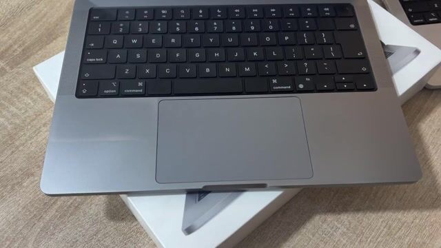 Apple MacBook Pro M1 Pro 14 inch 16GB/512GB. Mua bán Laptop tại Quận Bình Thạnh Tp Hồ Chí Minh được đăng bởi Mac Hiền 50 Nguyễn Cửu Vân hình 1