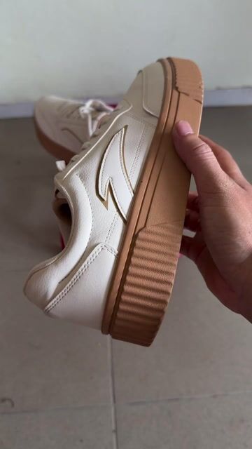 Anta Life Series Low đế bằng size 43 chân 42 vừa. Mua bán Giày dép tại Thị xã Hương Thủy Thừa Thiên Huế được đăng bởi 7uấn Boutique hình 1