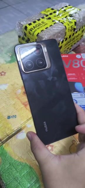 Nubia A56 4+8/128GB Đen. Mua bán Điện thoại tại Quận 1 Tp Hồ Chí Minh được đăng bởi Toàn thắng sĩ mobi hình 1