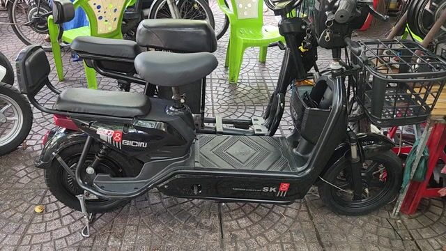 Xe đạp điện SK8 màu Đen. Mua bán Xe đạp tại Quận Bình Thạnh Tp Hồ Chí Minh được đăng bởi Quách khải tuấn hình 1