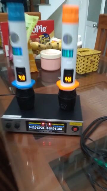 Micro không dây Shure LX-688. Mua bán Tivi, Âm thanh tại Quận Hải An Hải Phòng được đăng bởi phạm Tuấn  hình 1