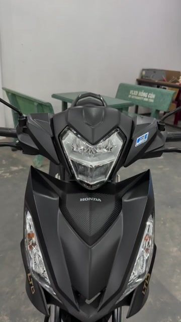 Honda Winner V1 2019 Đen Lướt 12.000km Chuẩn Zin. Mua bán Xe máy tại Thành phố Long Khánh Đồng Nai được đăng bởi Cửa Hàng Xe Máy Cũ Thành Phát Đồng Nai hình 1