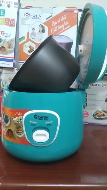 Thanh lý nồi cơm điện 1.8 lít Sowun