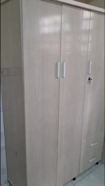 Pass tủ nhựa Đài Loan 3 cánh 2 ngăn kéo vân gỗ. Mua bán Tủ, kệ gia đình tại Quận Tân Bình Tp Hồ Chí Minh được đăng bởi Ngo My Uyen hình 1