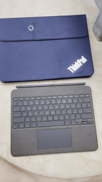 bàn phím ipad pro 12.9 kèm bao da ThinkPad da. Mua bán Phụ kiện (Màn hình, Chuột...) tại Quận Tân Phú Tp Hồ Chí Minh được đăng bởi Trương Hiệp hình 1