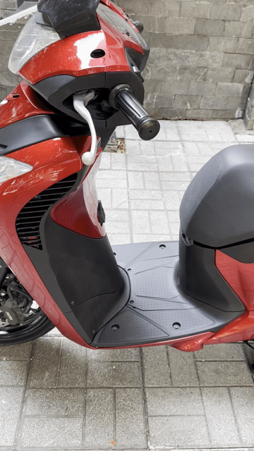 SH 150cc 2015 .Dọn Full ý Chính Chủ (Mới 95/100). Mua bán Xe máy tại Quận 12 Tp Hồ Chí Minh được đăng bởi Cầm đồ Phát  hình 1