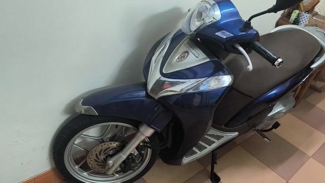 Honda SH Mode Xanh đậm. Mua bán Xe máy tại Thành phố Thanh Hóa Thanh Hóa được đăng bởi Lê Dũng hình 1