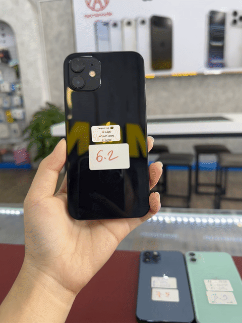 Apple iPhone 12 64GB Đen. Mua bán Điện thoại tại Thành phố Thủ Dầu Một Bình Dương được đăng bởi Phong Le hình 1