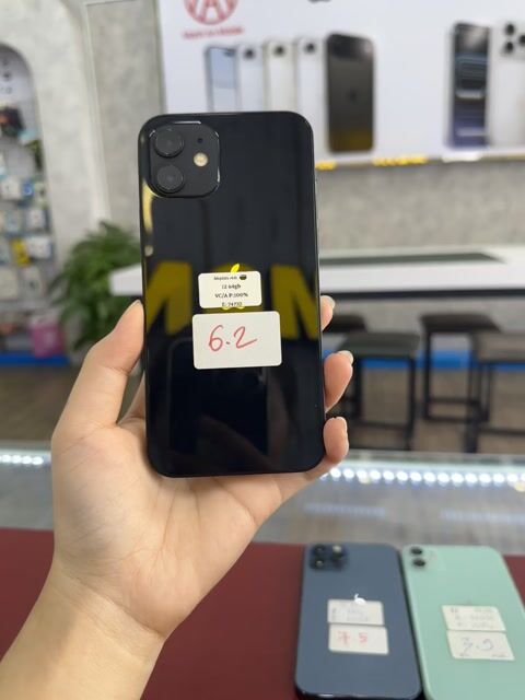 Apple iPhone 12 64GB Đen. Mua bán Điện thoại tại Thành phố Thủ Dầu Một Bình Dương được đăng bởi Phong Le hình 1
