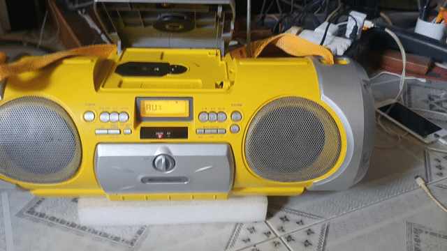 Đài cassette Victor RV X55-Y. Mua bán Tivi, Âm thanh tại Quận Liên Chiểu Đà Nẵng được đăng bởi ÂM THANH BÃI NHẬT  hình 1