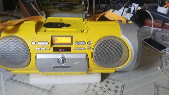 Đài cassette Victor RV X55-Y. Mua bán Tivi, Âm thanh tại Quận Liên Chiểu Đà Nẵng được đăng bởi ÂM THANH BÃI NHẬT  hình 1