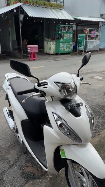 Honda Vision 2025 Trắng 3331 km. Mua bán Xe máy tại Quận Thốt Nốt Cần Thơ được đăng bởi Cầm Đồ Thành Chánh  hình 1