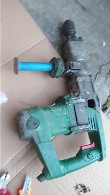 Máy đục điện Dekton DH3901 17mm. Mua bán Đồ chuyên dụng, Giống nuôi trồng tại Thành phố Bến Tre Bến Tre được đăng bởi TÂN THÀNH KÔNG hình 1