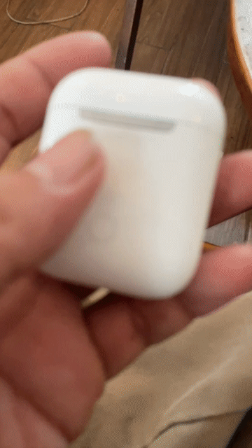 Tai nghe Apple AirPods 2 Trắng Đã sử dụng. Mua bán Tivi, Âm thanh tại Quận Phú Nhuận Tp Hồ Chí Minh được đăng bởi Nhất Duy Mobile hình 1