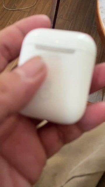 Tai nghe Apple AirPods 2 Trắng Đã sử dụng. Mua bán Tivi, Âm thanh tại Quận Phú Nhuận Tp Hồ Chí Minh được đăng bởi Nhất Duy Mobile hình 1