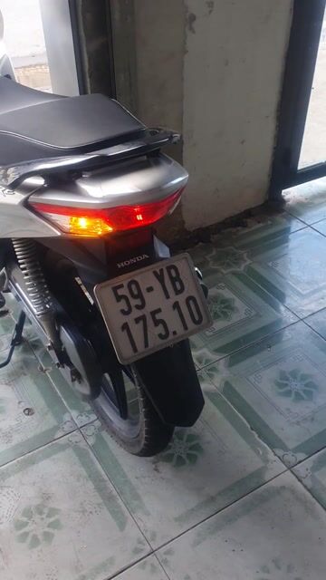 Honda Future 2024 màu Bạc. Mua bán Xe máy tại Huyện Hóc Môn Tp Hồ Chí Minh được đăng bởi Trung Nguyen hình 1