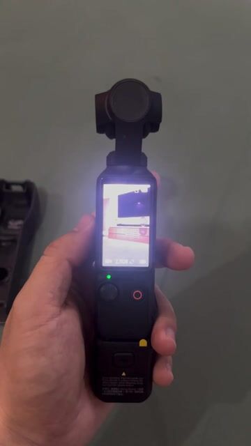 Máy quay DJI Pocket 3 Đen 99%. Mua bán Máy ảnh, Máy quay tại Quận Bình Thạnh Tp Hồ Chí Minh được đăng bởi Duc Anh hình 1