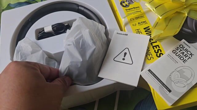 Tai nghe Baseus BH1 Lite Đen. Mua bán Tivi, Âm thanh tại Thành phố Thuận An Bình Dương được đăng bởi cường ruby hình 1