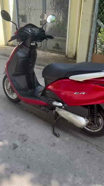 Honda Lead Fi 2011 Đỏ. Mua bán Xe máy tại Quận Bình Tân Tp Hồ Chí Minh được đăng bởi Anh khuê hình 1