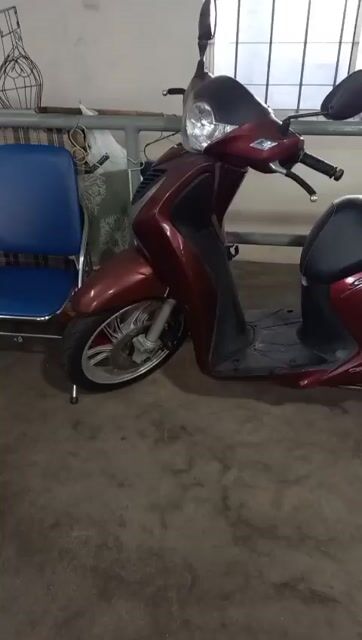 Honda SH 150i 2016 Đỏ. Mua bán Xe máy tại Quận 3 Tp Hồ Chí Minh được đăng bởi Tran Dinh Khai hình 1