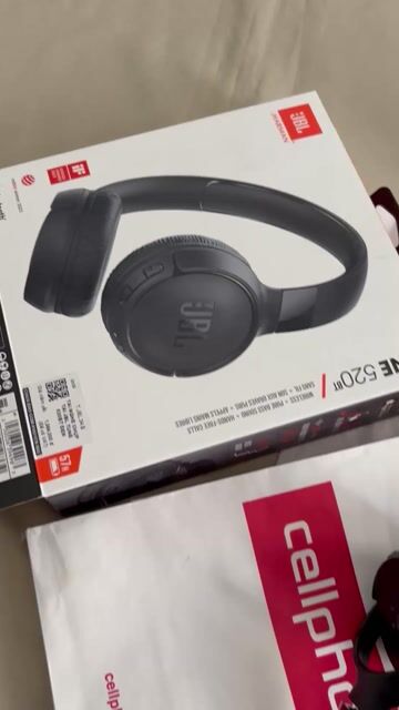 Tai nghe JBL Tune 520BT Đen. Mua bán Tivi, Âm thanh tại Thành phố Thủ Đức Tp Hồ Chí Minh được đăng bởi Lâm Anh Nhựt hình 1