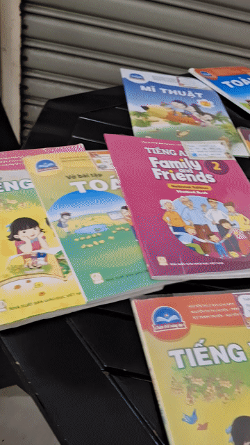 Sách giáo khoa Lớp 2 Tổng hợp. Mua bán Sách tại Quận 4 Tp Hồ Chí Minh được đăng bởi Hạnh hình 1