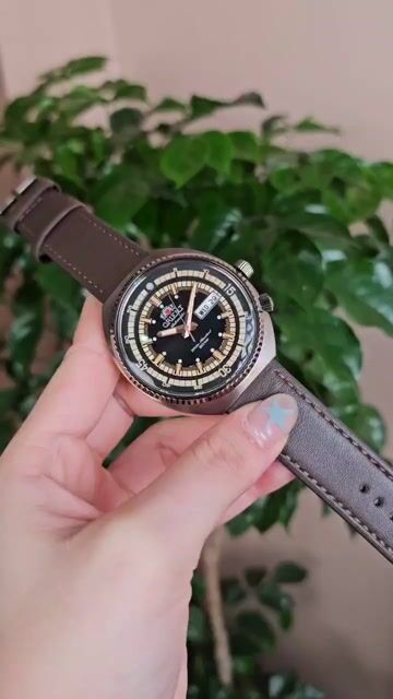 Orient RA-AA0E06B19B Nam Dây da, thép không gỉ. Mua bán Đồng hồ tại Thành phố Cà Mau Cà Mau được đăng bởi Lorencia Xách Tay hình 1