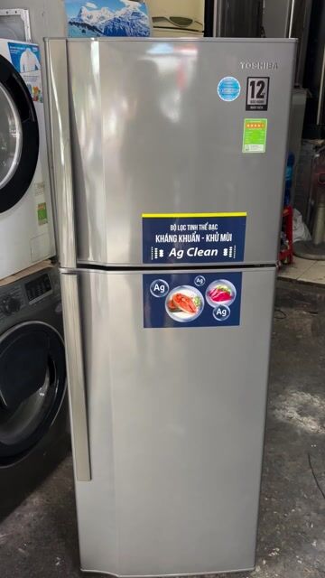 Tủ lạnh Toshiba 220L Bạc cũ 99%. Mua bán Tủ lạnh tại Quận Tân Phú Tp Hồ Chí Minh được đăng bởi Điện Lạnh Thanh Sang hình 1